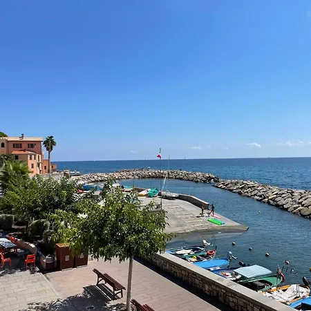 Locazione Turistica Casa Del Sole - Imp154 Appartamento Imperia
