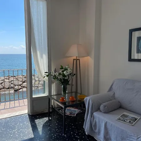 Locazione Turistica Casa Del Sole - Imp154 * Imperia